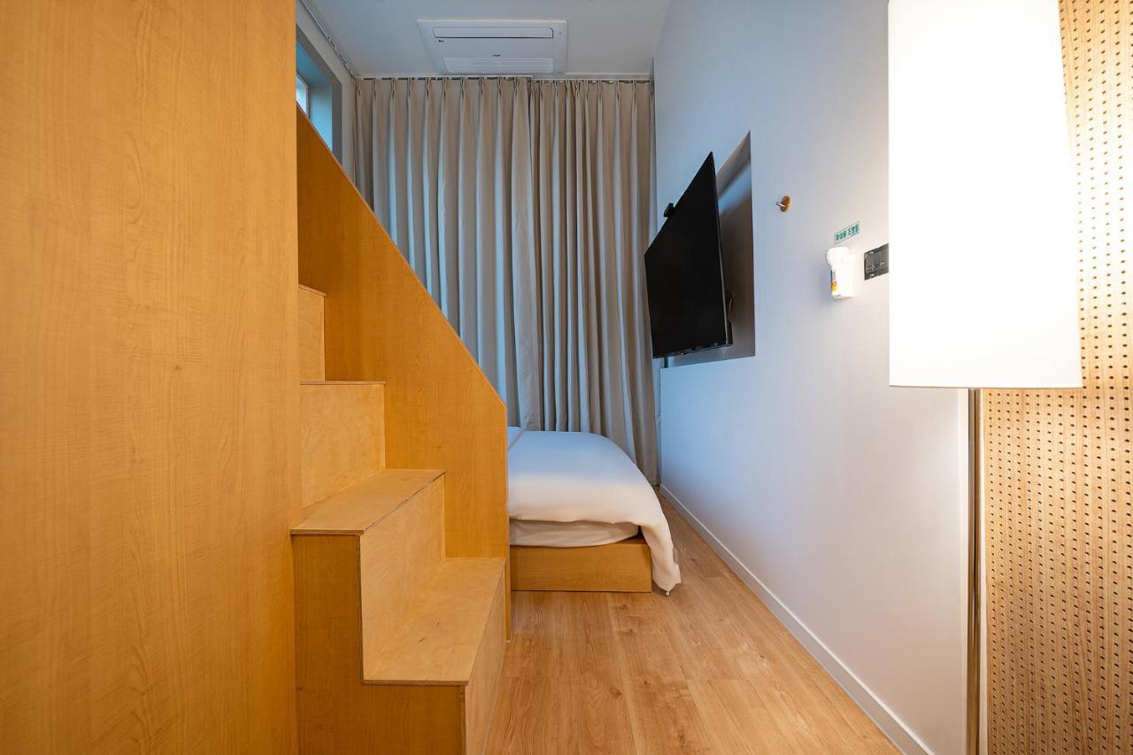 Aank Hotel Hongdae Seoul Exteriör bild